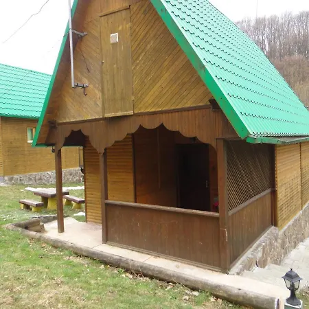 Kvasnyi Lodge