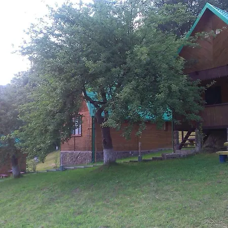 Alojamento de Turismo Selvagem Kvasnyi Kobyletskaya Polyana