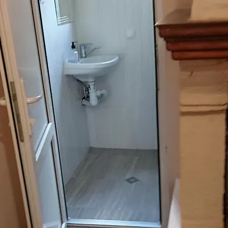Деревянный коттедж квасный Кобылецкая Поляна