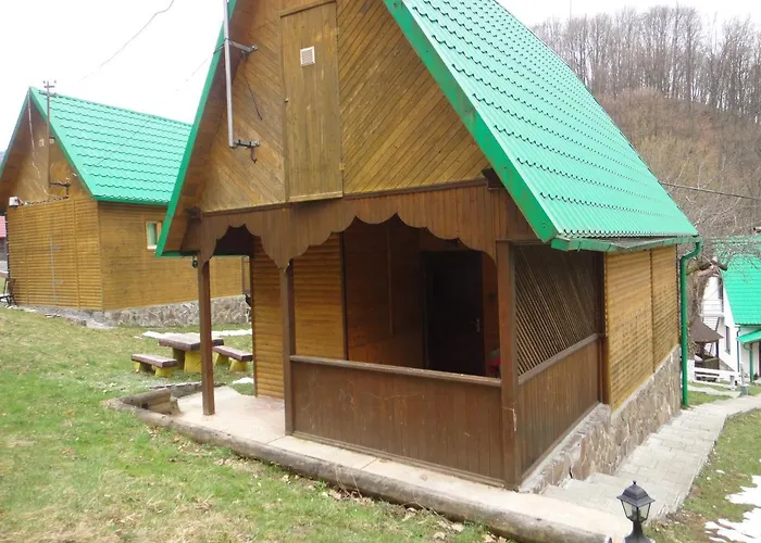 Kvasnyi Lodge