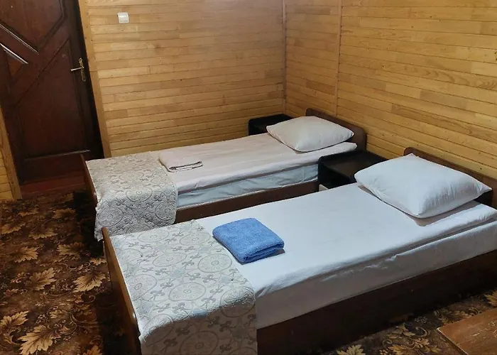 Kvasnyi Lodge *
