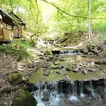بيت خشبي Kvasnyi Kobyletskaya Polyana