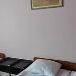 بيت خشبي Kvasnyi