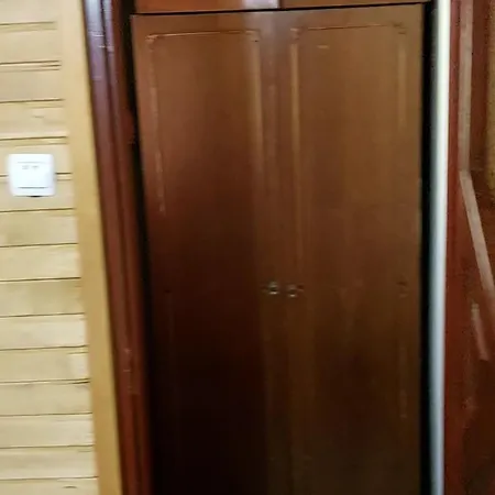 Kvasnyi Lodge